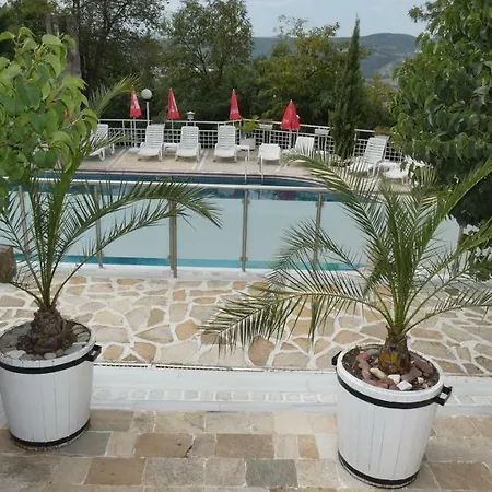 Mg Resort 3*